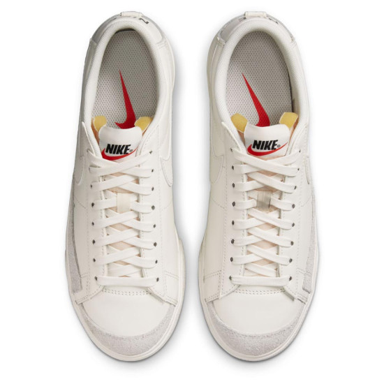 Nike W Blazer Low Platform
